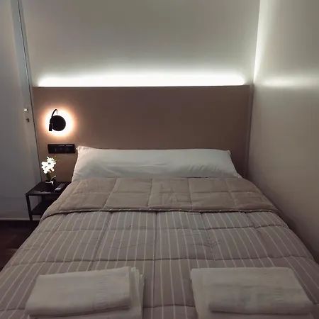 Oasis Hostel *
